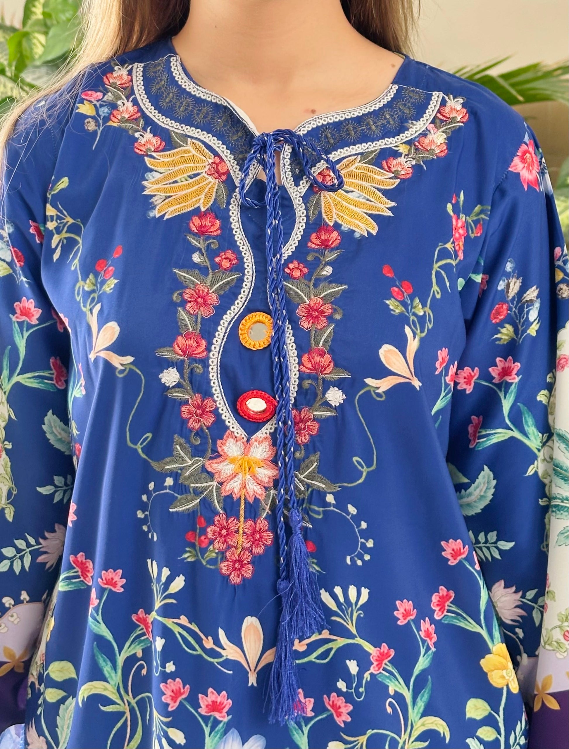 Full length view of Royal Azure digital printed 2 piece suit for women Pakistan