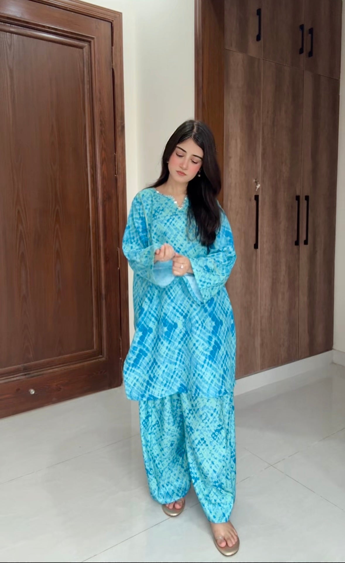 Teal bandhani kurta set with farshi shalwar, ready to wear women's suit Pakistan